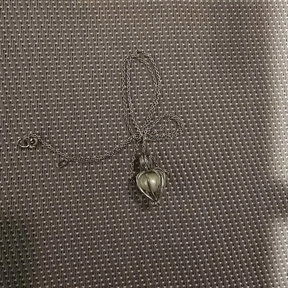 😎Elegant Silver Heart Pendant Necklace